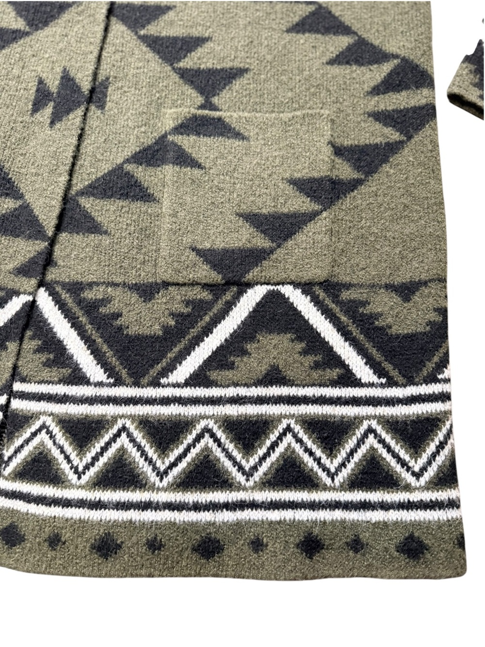 FRYE XL Southwestern Aztec Long Cardigan Sweater Olive Green Black - Picture 5 of 12